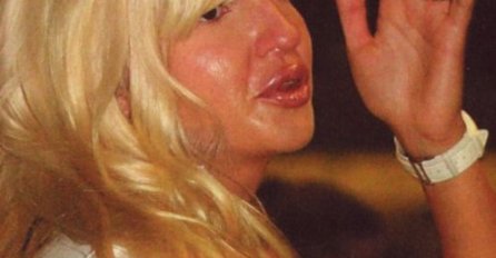 POŠTENO SU SE OBRUKALI: Ovo su najveći blamovi sa estrade, ali jedan je bez konkurencije 