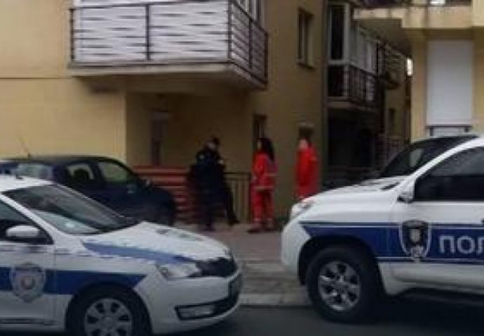 Okončana drama u Rakovici: Naoružani muškarac prijetio da će bombom raznijeti zgradu, uhapšen nakon dva sata drame