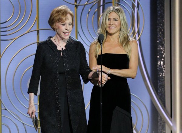 dzenifer-aniston-1-830x0