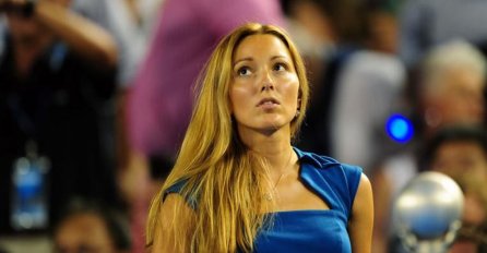 KOJA JE LJEPŠA I ZGODNIJA? Jelena Đoković objavila fotku sa sestrom!