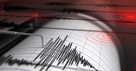 Najmanje dvoje mrtvih i 65 ozlijeđenih u snažnom potresu na jugu Perua