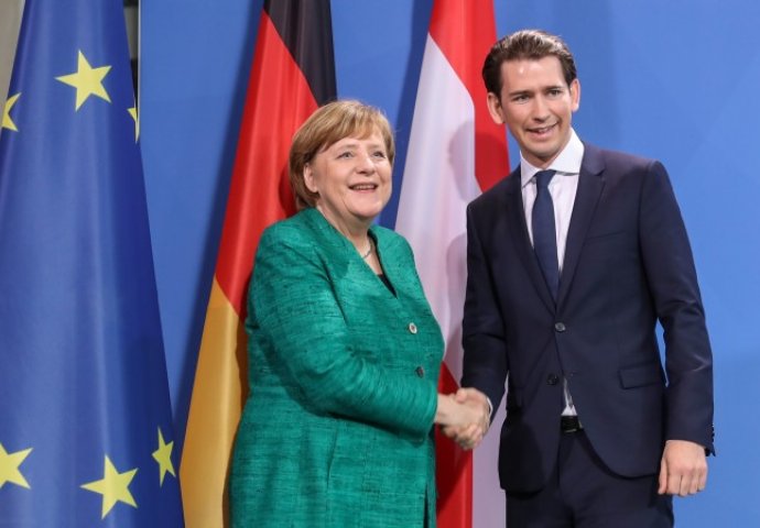 Merkel: Njemačka će suditi o novoj austrijskoj vladi "po njenim djelima"