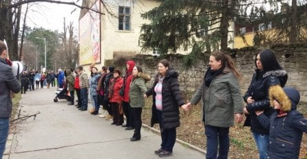 Nezaposlene majke ponovo zatražile sastanak s premijerkom RS-a