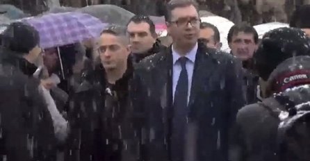 VUČIĆ NA KOSOVU: 'Razmijenjivat ćemo informacije o ubistvu Ivanovića' ! Evo kako su ga dočekali! 