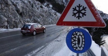 STANJE NA PUTEVIMA: Moguća poledica i odrone zemlje ili kamenja, apel za vozače da vožnju prilagode stanju i uslovima na putu!