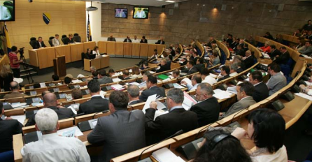 U naredna dva dana u Parlamentu FBiH planirane dvije vanredne sjednice: Na dnevnom redu Izborni zakon, PIO