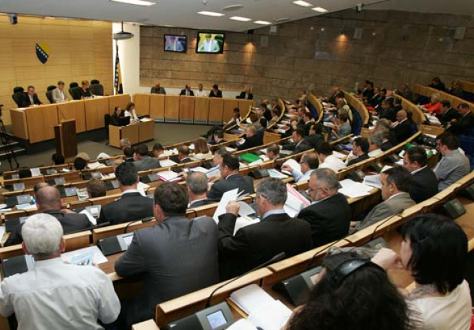 U naredna dva dana u Parlamentu FBiH planirane dvije vanredne sjednice: Na dnevnom redu Izborni zakon, PIO
