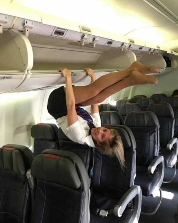 plane-girls-9