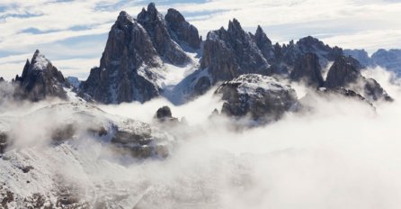 NAKON UDARA LAVINE: Evakuacija oko 75 turista