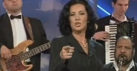 SVI SU OBOŽAVALI OVU PJEVAČICU: Nestala je sa scene, postala bijeli mag i iscjeljitelj, a onda promijenila ime, evo kako danas izgleda