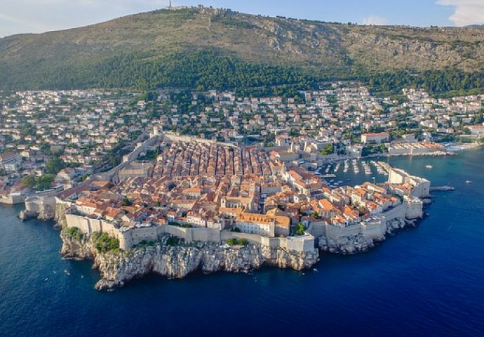 NUDE 140 RADNIH MJESTA: U Dubrovnik idu zbog većih plata