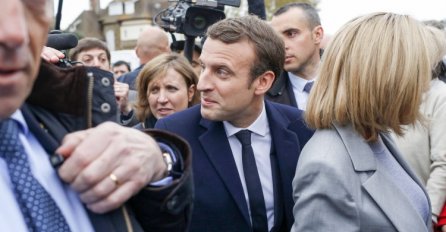 Macron se našalio s Trumpom ne spominjući mu ime