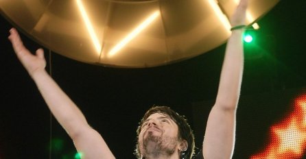 NA DAN KADA BI NAPUNIO 37 GODINA:  Sestra Tošeta Proeskog rasplakala fotografijom sa njegovog groba, a ono što je napisala KIDA SRCE! 