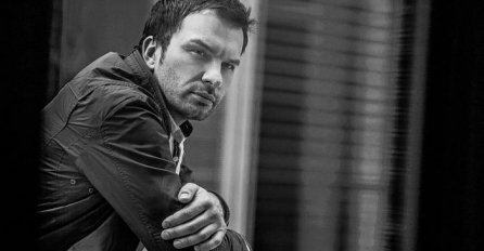 ''UBILA ME K'O VOLA U KUPUSU'': A svoje najljepše pjesme posvetio je NJOJ, Al Dino otvorio dušu!