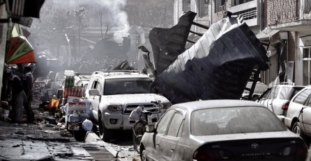TRAGEDIJA: Bomba skrivena u vozilu hitne pomoći ubila najmanje 95 ljudi