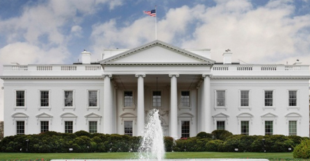 Srbi pisali Donaldu Trumpu: Srpska zastava da se zavijori iznad Bijele kuće