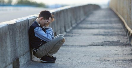 'Drugi učenici se rugaju mom sinu i tuku ga jer je siromašan'  