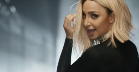 PRIZNALA DA PATI OD OZBILJNOG POREMEĆAJA: Maya Berović otkrila sa kakvim problemom živi godinama!