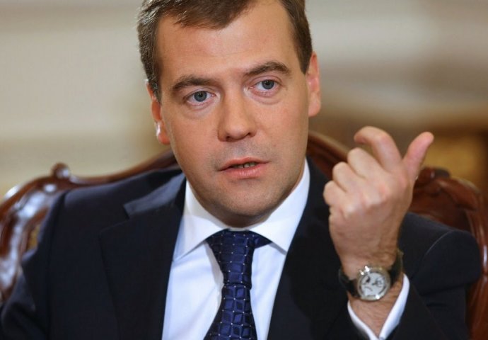Medvedev: Malo je dokaza da je Iran kršio nuklearni sporazum