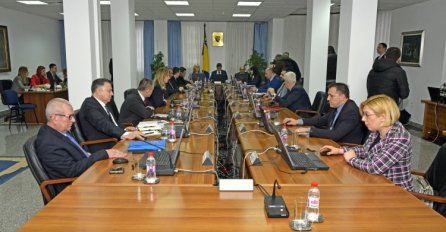 Smanjen ukupni dug Federacije BiH