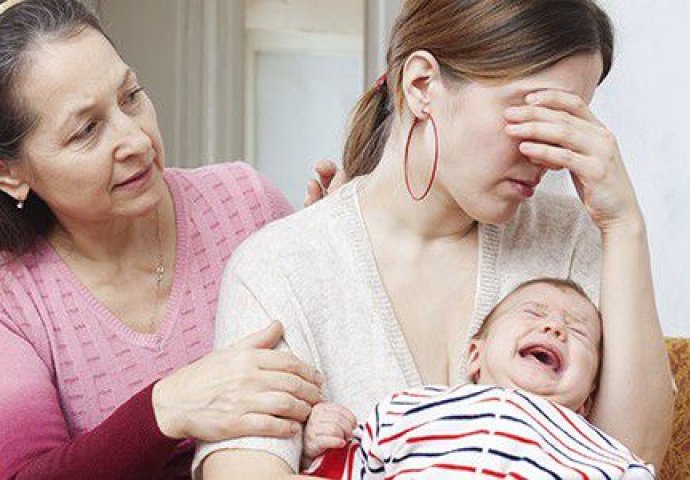 "Sredina mjeseca je, a ja opet nemam para. Nije da nemam para za izlazak, novu torbicu ili komad obleke iz Zare. Nemam para za režije, hranu i .."
