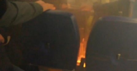 POŽAR U RUSKOM AVIONU: Putnici evakuirani