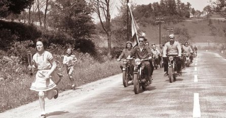 SJEĆATE LI SE TITOVE ŠTAFETE: Bizarni znak na njoj nagovijestio krvavi raspad Jugoslavije 