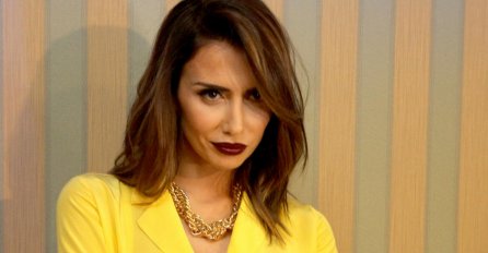 EMINA JAHOVIĆ PODIJELILA FOTOGRAFIJU IZ OSNOVNE ŠKOLE: Sad je sve jasno o njenim operacijama