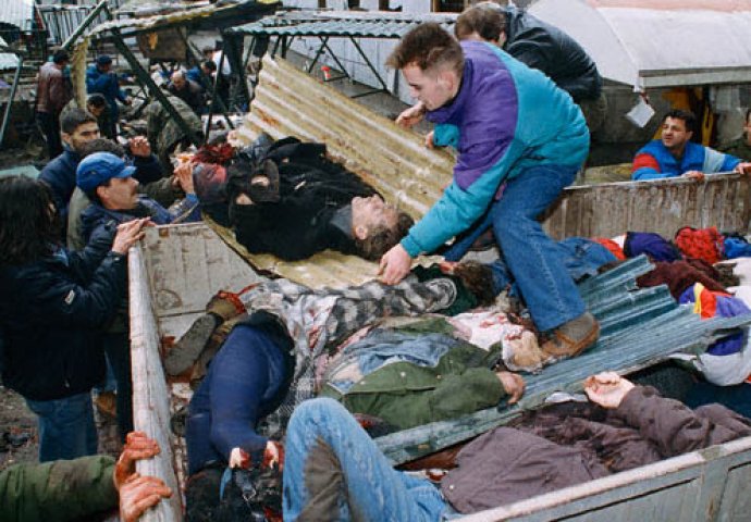 Dan sjećanja na ubijene građane Sarajeva:  Markale, 5. februar 1994. godine - Sjetite se 68 poginulih sugrađana