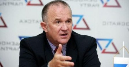 Čavić: Ministar finansija RS-a nanosi štetu RS-u i gura ruke u džep građana