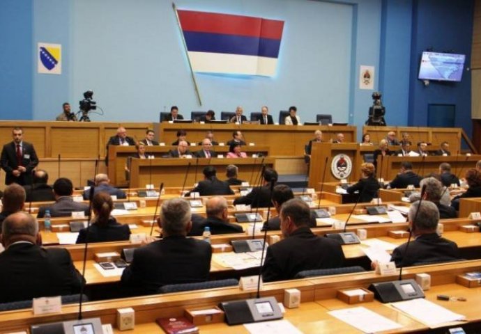 Osporava se zahtjev Bošnjaka za ocijenu ustavnosti Zakona o 'Danu RS'