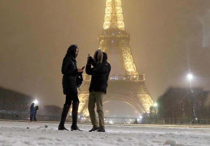 Pariz privukao rekordan broj turista u 2017. godini