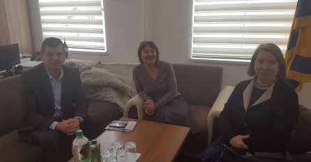 Delegacija američke ambasade u BiH posjetila Srebrenicu