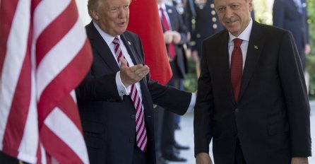 Erdogan upozorio Trumpa: Teroristu nije moguće uništiti drugim teroristom