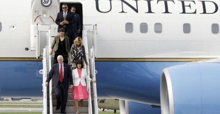 Pence stigao u Južnu Koreju, obećao američku podršku
