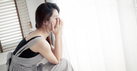 "Zlostavlja me na poslu, ali radim i šutim"