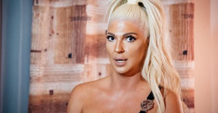 OTKRIVENA KARLEUŠINA NAJVEĆA TAJNA IZ DJETINJSTVA:  Ova slavna glumica je bila njena dadilja!