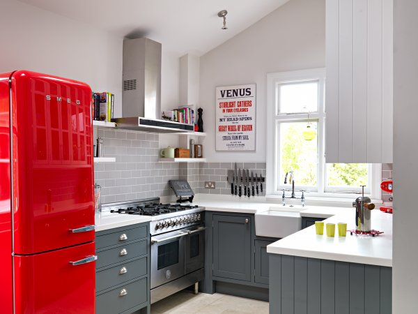 13-cherry-red-fridge-small-kitchen-design-idea-homebnc