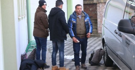 Migranti utočište našli u džamijama u Velikoj Kladuši