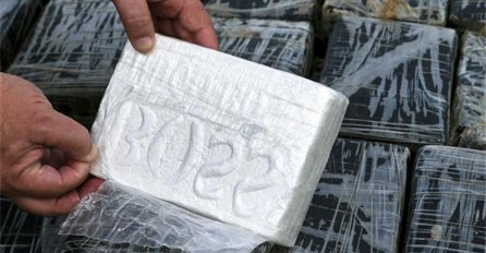 Maroko: Zaplijenjeno više od pola tone kokaina, pet automobila i velik iznos novca