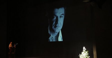 Bivša i sadašnja supruga Nebojše Glogovca zajedno na komemoraciji (FOTO)