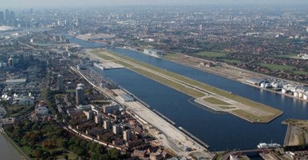 Aerodrom u Londonu ponovo otvoren, bomba uklonjena