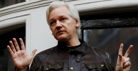 Britanci ostavljaju na snazi nalog za hapšenjem Assangea: "Trebao bi imati hrabrosti izaći pred sud"