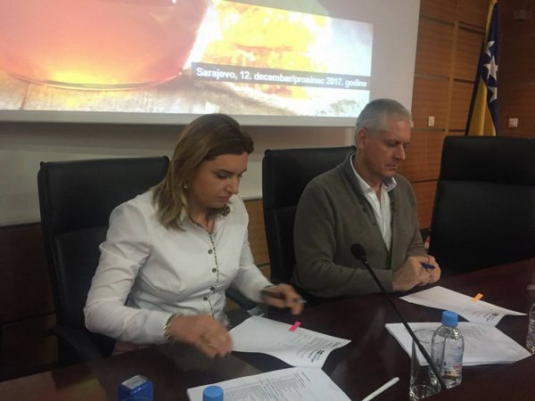 24991187-10155885852753486-170062278678096239-n