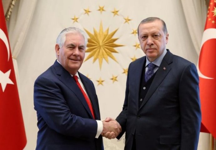 Erdogan i Tillerson u Ankari razgovarali o Siriji i Iraku