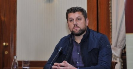 NAKON PRESUDE VOJISLAVU ŠEŠELJU/ ĆAMIL DURAKOVIĆ ZA NOVI.BA: U odnosu na ono što je radio kazna je trebala biti ozbiljnija 