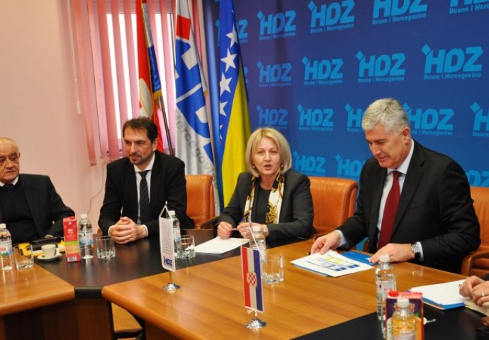 Čović najavio skori trilateralni susret Hrvatske, Srbije i Bosne i Hercegovine