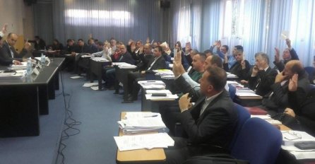 Počela hitna sjednica Skupštine TK s prijedlogom za smjenu kantonalne vlade