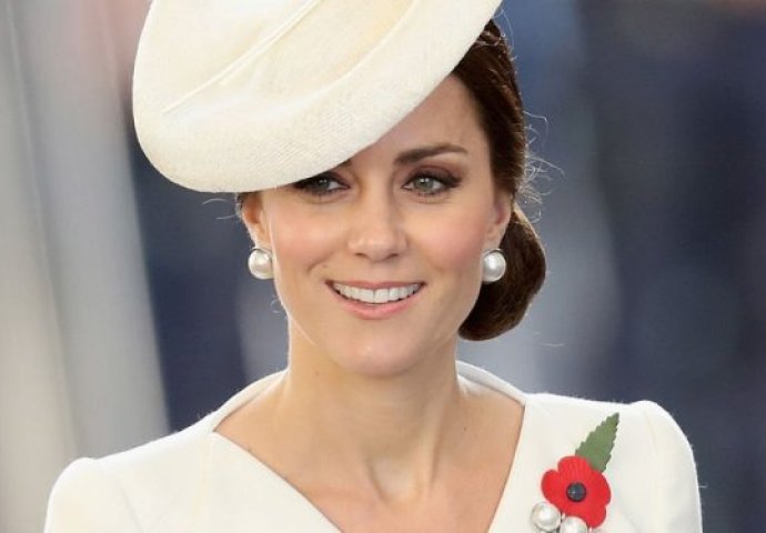 Ne bismo joj bili u koži: Kate Middleton mora izabrati hoće li večeras iznevjeriti kraljevsku porodicu ili razočarati žene
