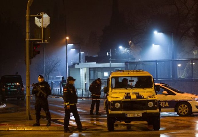 Muškarac bacio bombu na zgradu ambasade SAD-a u Crnoj Gori pa se ubio